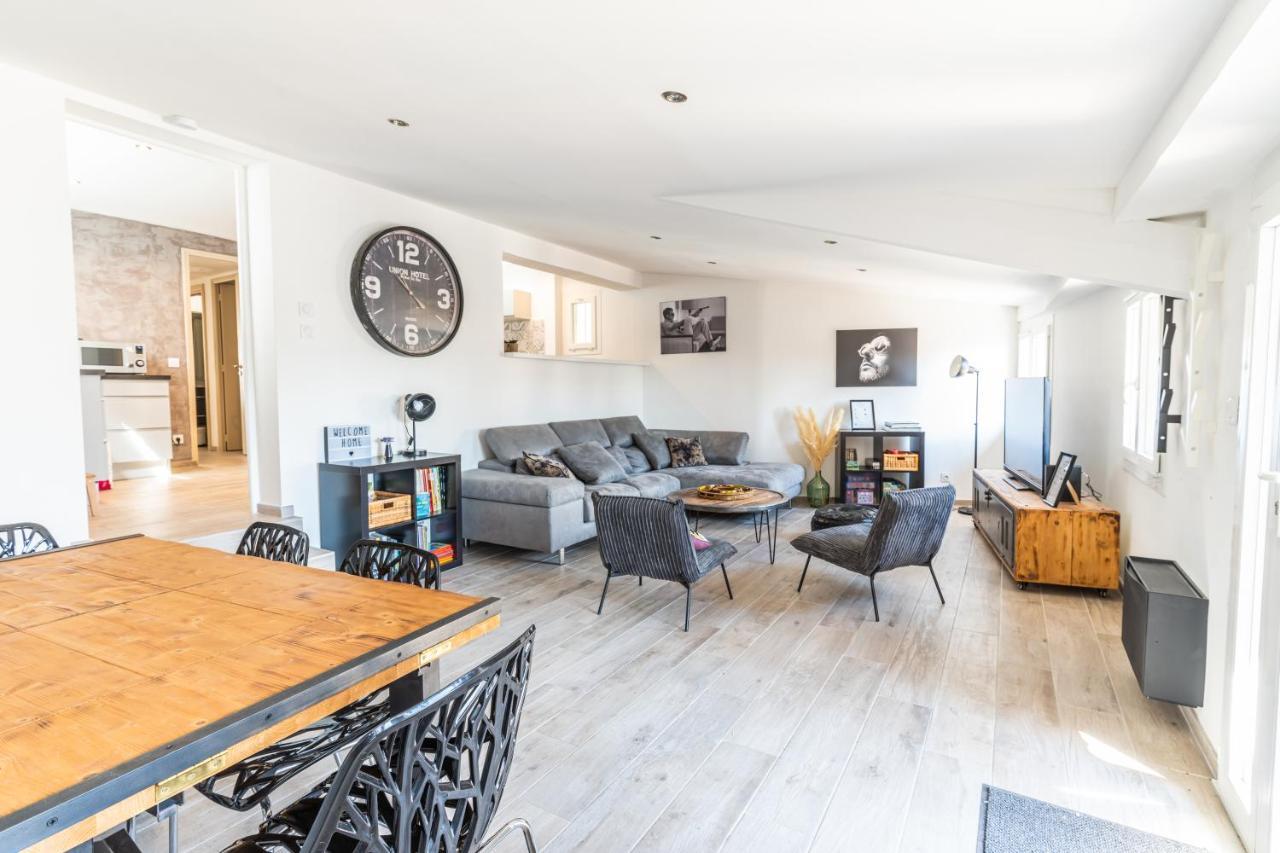 Superbe Appartement Avec Terrasse Sur Les Toits Manosque Extérieur photo
